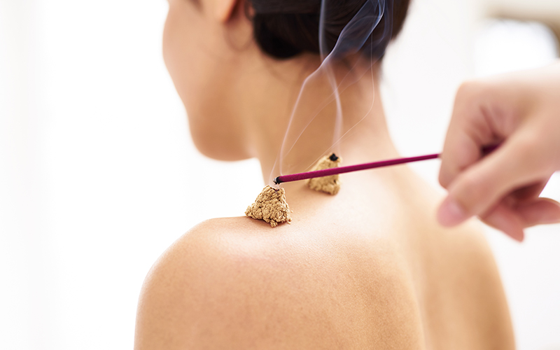 【お灸のすすめ】どなたでも簡単にできるセルフケアとしてのお灸もご紹介